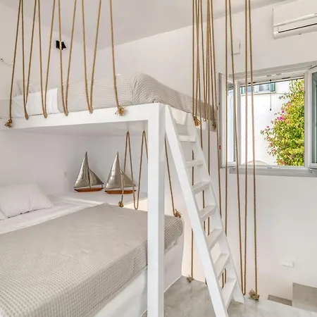 דירה Sandy With View In נאוסה