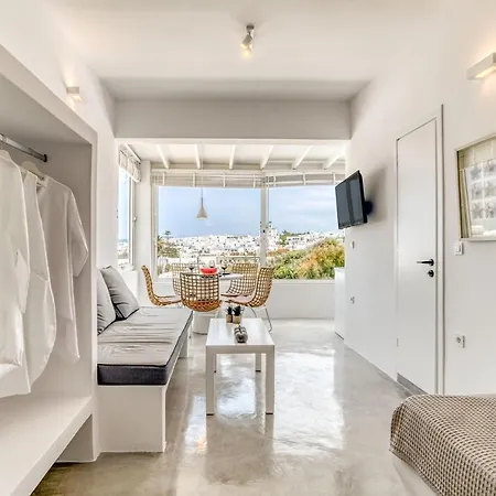 Sandy With View In דירה נאוסה