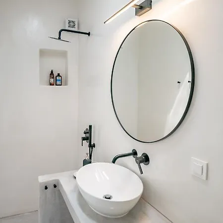 Sandy With View In דירה *