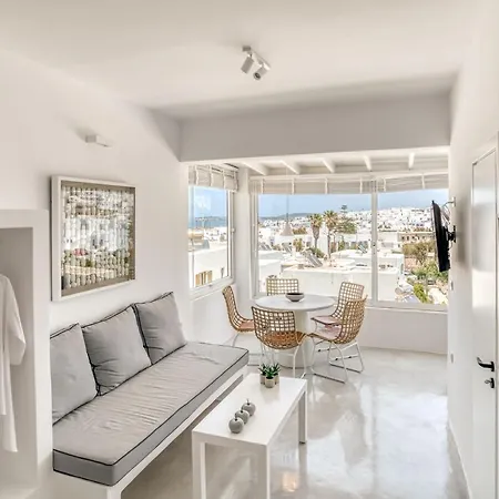 Sandy With View In Apartment *