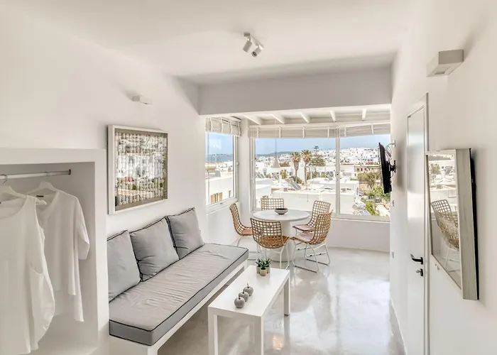 Sandy With View In Apartment *